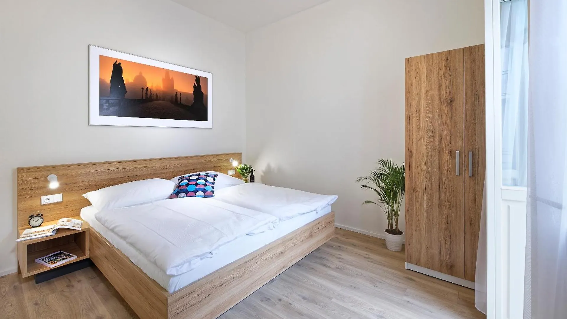 Downtown Suites Jugoslavska Prag Lägenhetshotell